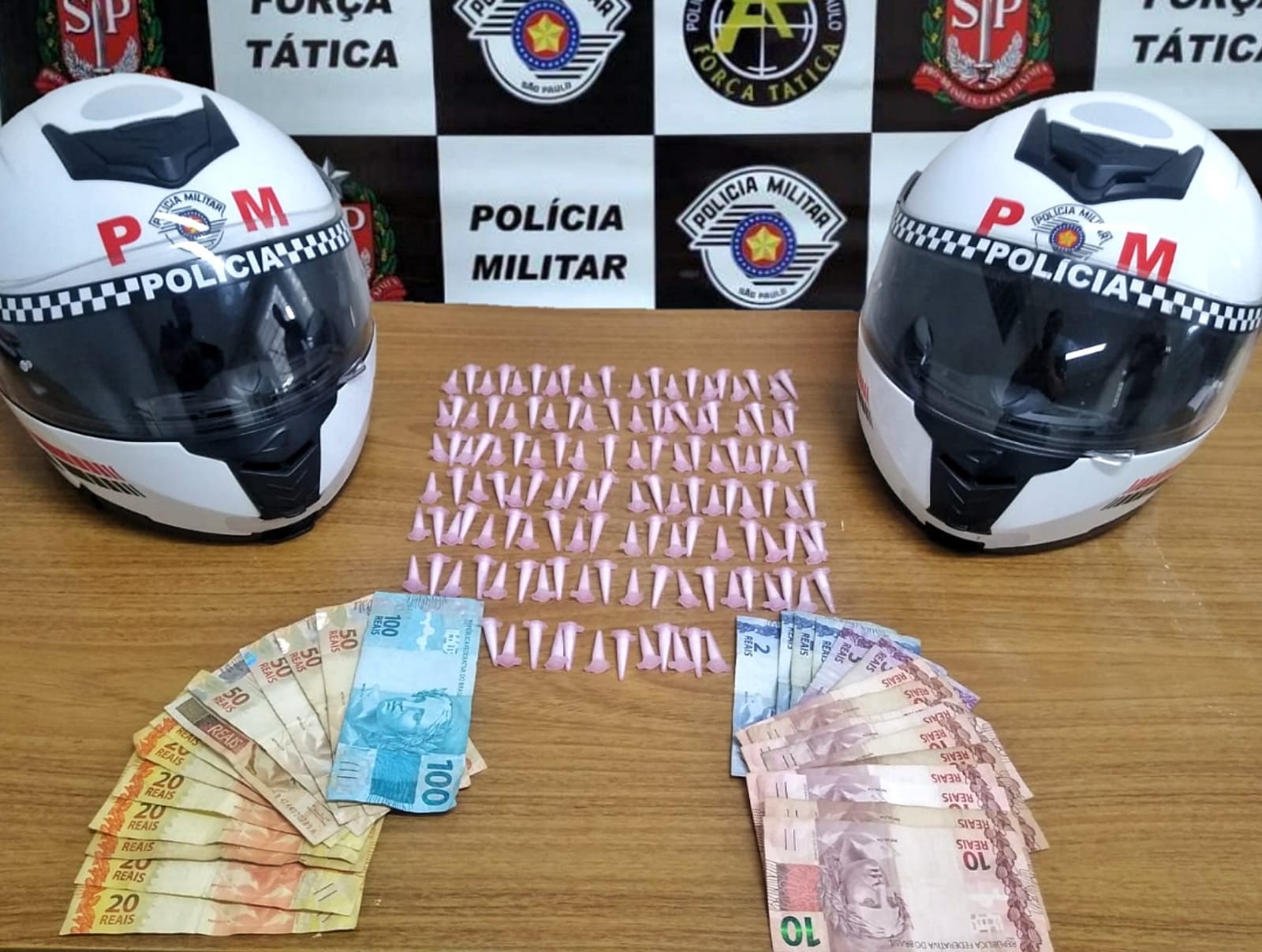 PM prende homem com 132 pinos de cocaína em Araçatuba