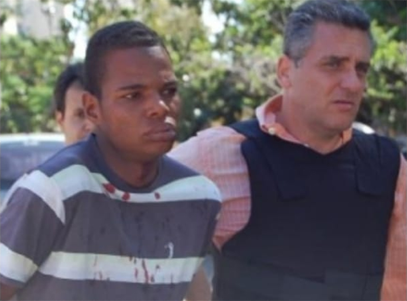 Delegado desmente boatos: Paulo Natal com Cleiton Araújo, que encontra-se preso pelo latrocínio do veterinário Fernando Trivelato, em 2014