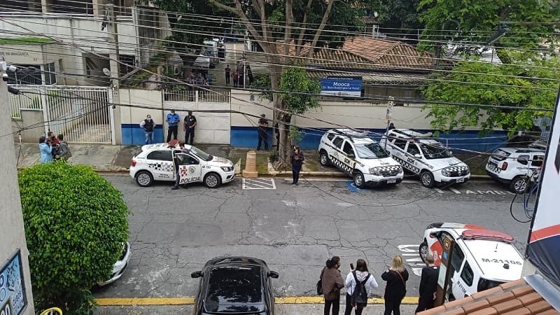 Homem invadiu Ambulatório de Especialidades nesta segunda-feira e matou uma mulher que estava no local (Reprodução/WhatsApp)