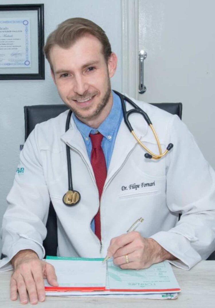 Médico Filipe Fornari