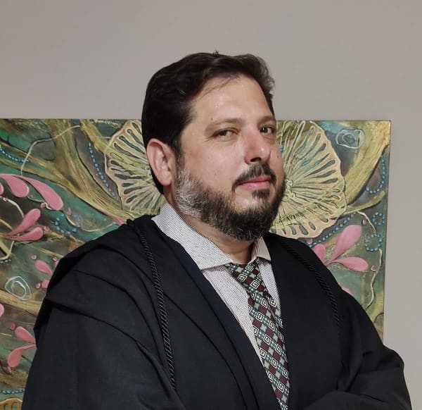 Advogado criminalista Flávio Batistela