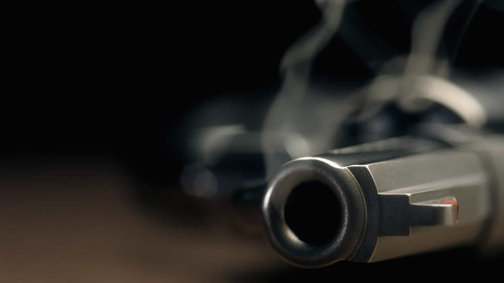 arma revolver tiro
