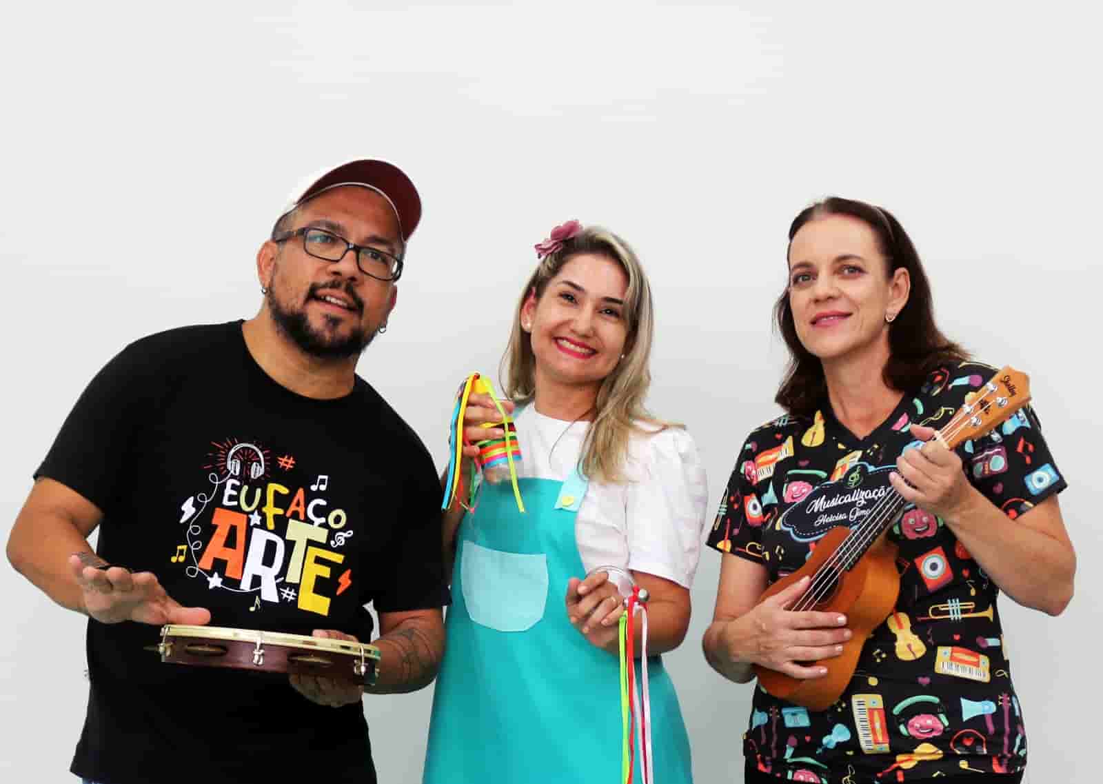 Felipe Almeida, Micheli Amorim e Heloísa Gimael integram a banda infantil