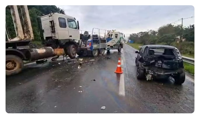 Sequência de acidentes trava Marechal Rondon e causa congestionamento Foto: Flávio Fogueral