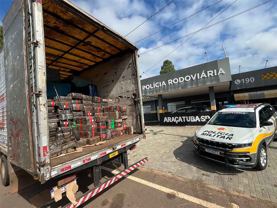 Droga apreendida pelo TOR em Penápolis totalizou 1,7 toneladas trafico ton