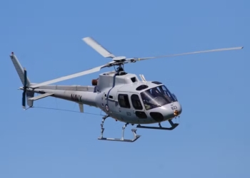 Eurocopter AS 350 B2, um dos helicópteros envolvidos no acidente no Rio de Janeiro. (Foto: Reprodução)
