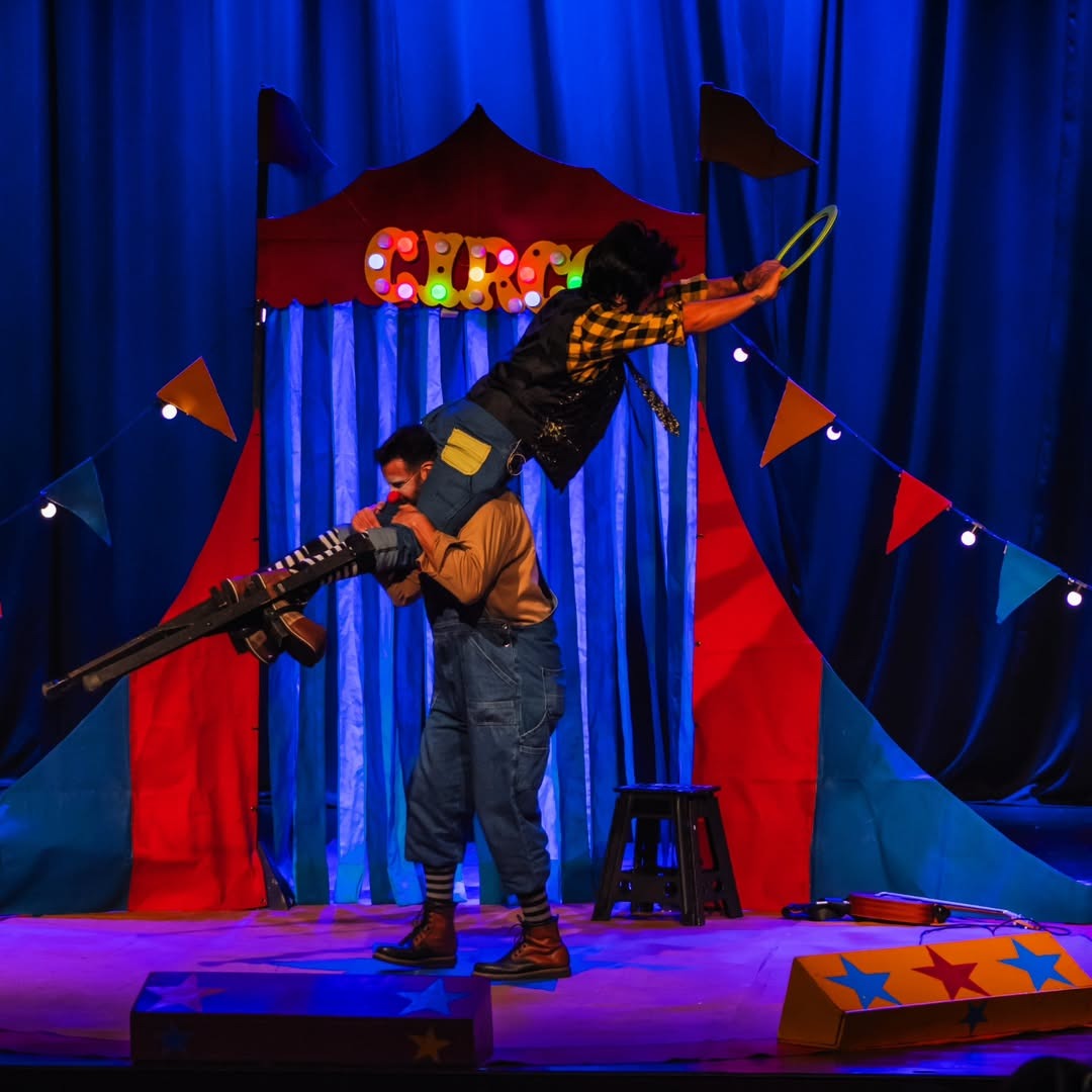 Espetáculo circense chega às escolas de Araçatuba e encanta alunos da rede municipal espetaculo circense O Circo Sem Pamonha