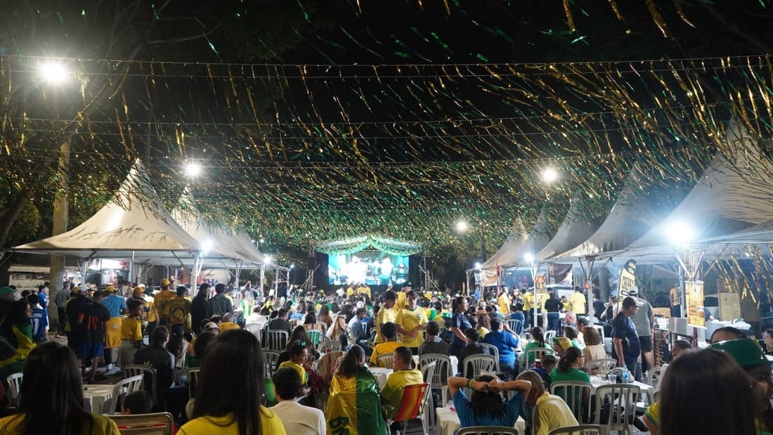 jogo do Brasil na praca