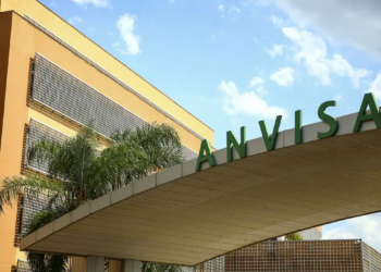 Anvisa aprova medicamento para aliviar ondas de calor da menopausa