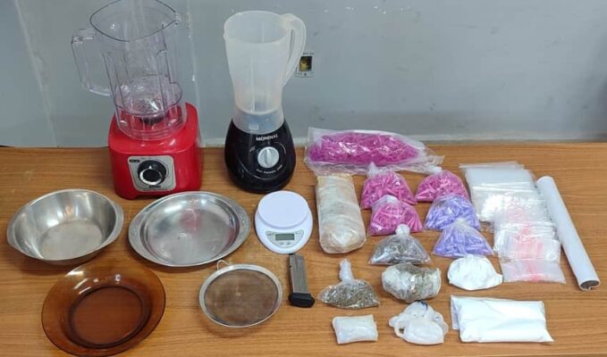 PM desmonta ponto de tráfico e apreende cocaína e maconha em Araçatuba traf drogas portoReal
