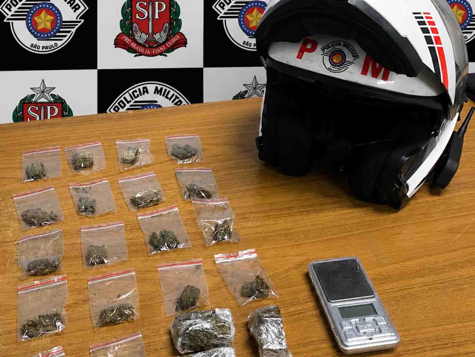 Adolescente é apreendido por tráfico de drogas no Água Branca trafico 3