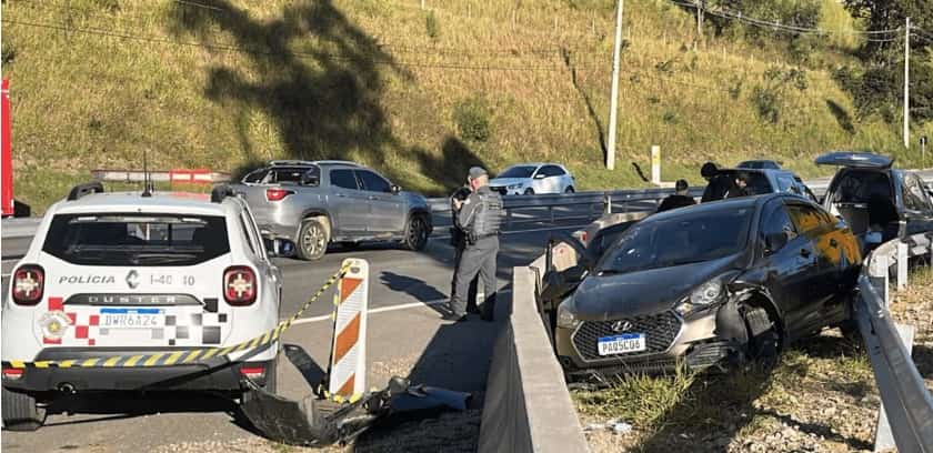 Perseguição após roubo termina com 3 mortos em rodovia do interior de SP Foto/São Roque Notícias