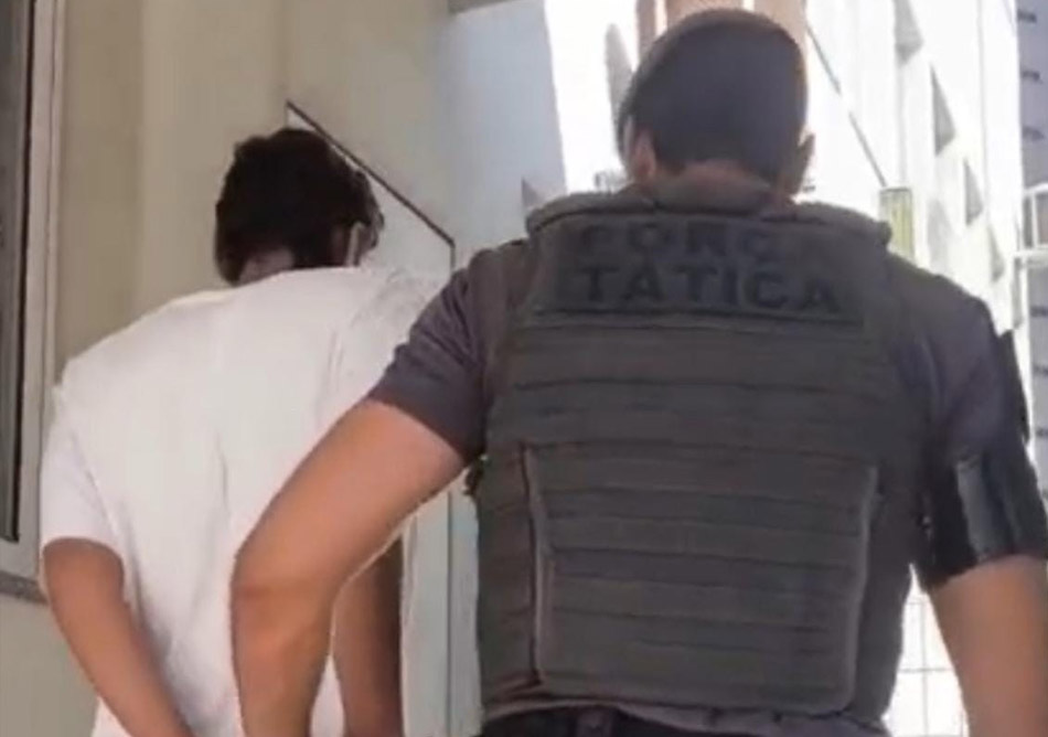 forca tatica com preso