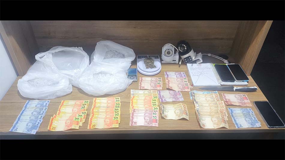PM prende dois homens por tráfico após denúncia de violência doméstica em Araçatuba trafico de drogas