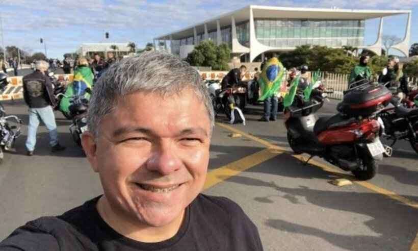 Justiça mantém condenação de homem por bomba perto de aeroporto em 2022 Wellington Macedo de Souza foi condenado a seis anos de reclusão, em regime inicial fechado, pelo crime de explosão majorada. (Foto: reprodução/redes sociais)