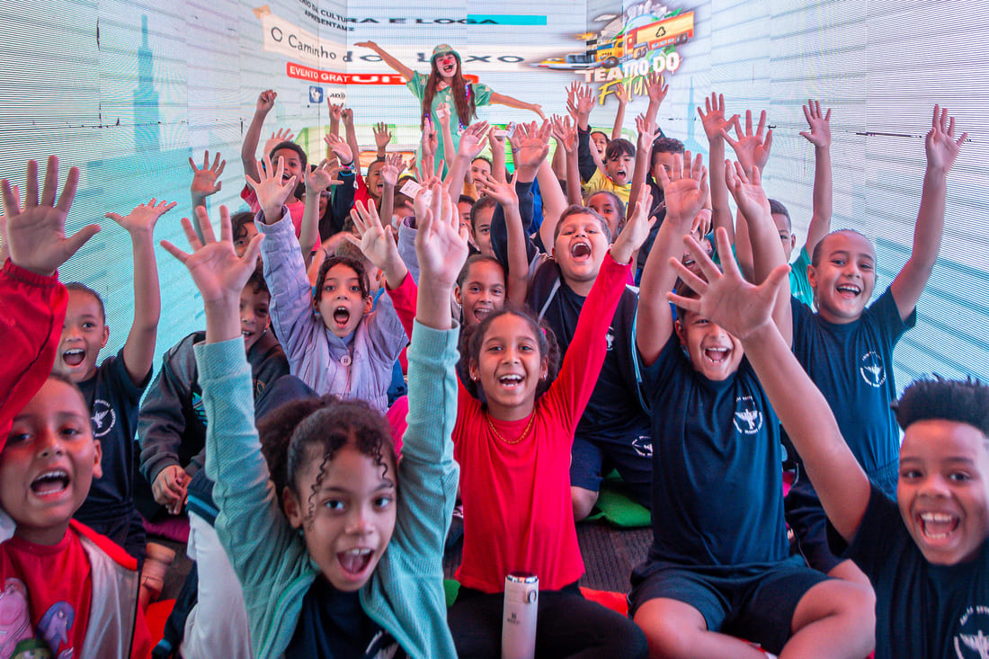Teatro Digital leva espetáculo sobre reciclagem a escola de Guararapes Foto: Divulgação