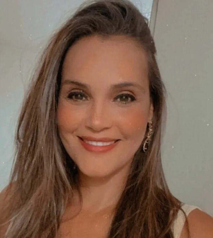Eliane Cabral é Psicóloga Clínica, Especialista em Prevenção e Pósvenção em Suicídio, Especialista em Saúde Mental