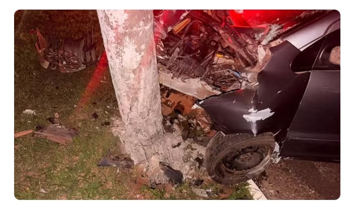 Bebê de 5 meses morre após carro bater em poste no interior de SP Foto: Mais Tupã