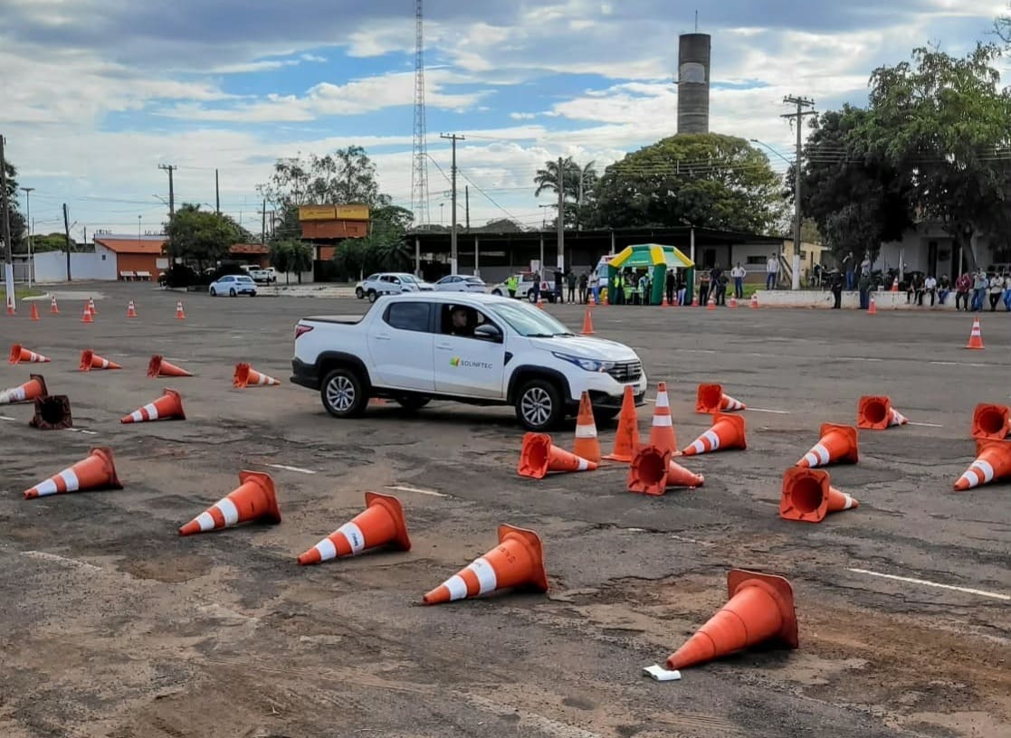 curso de direcao defensiva para funcionarios da Solinftec