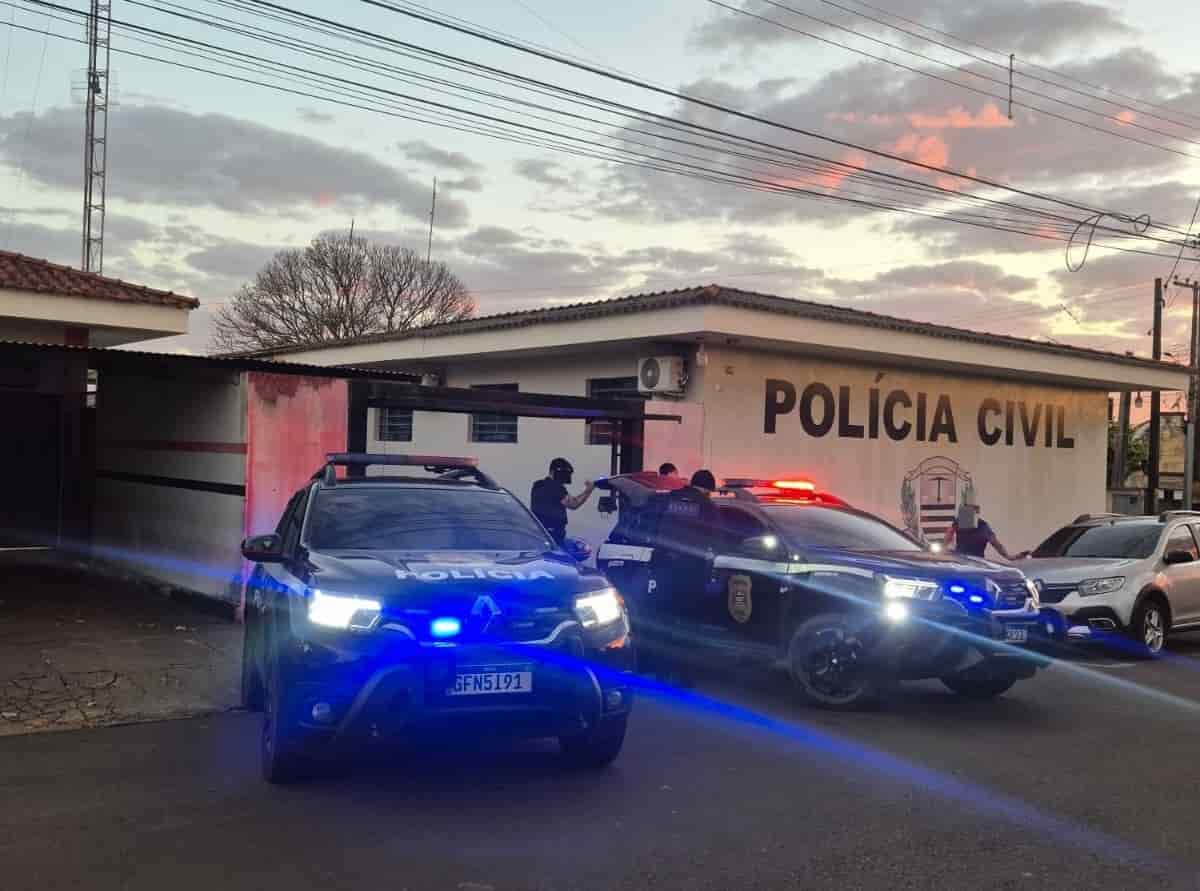 Polícia prende suspeito de furto de trator e quadriciclo em Mirandópolis preso Mirandopolis