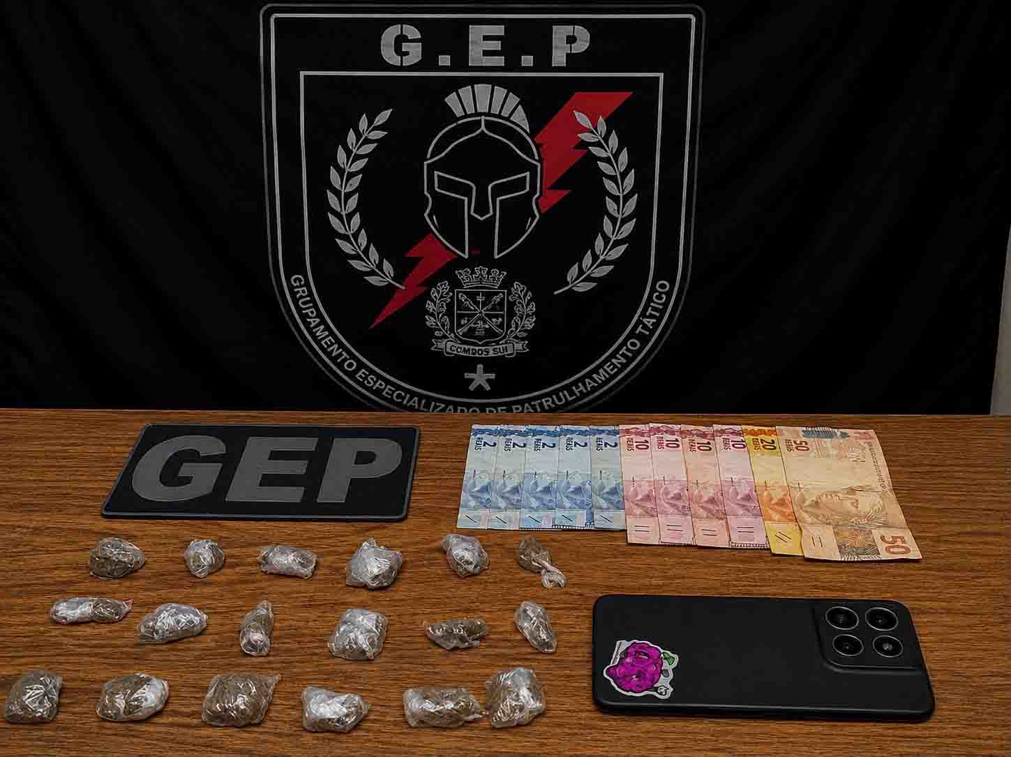 Adolescente é apreendido por tráfico durante patrulhamento do GEP em Araçatuba trafico 1