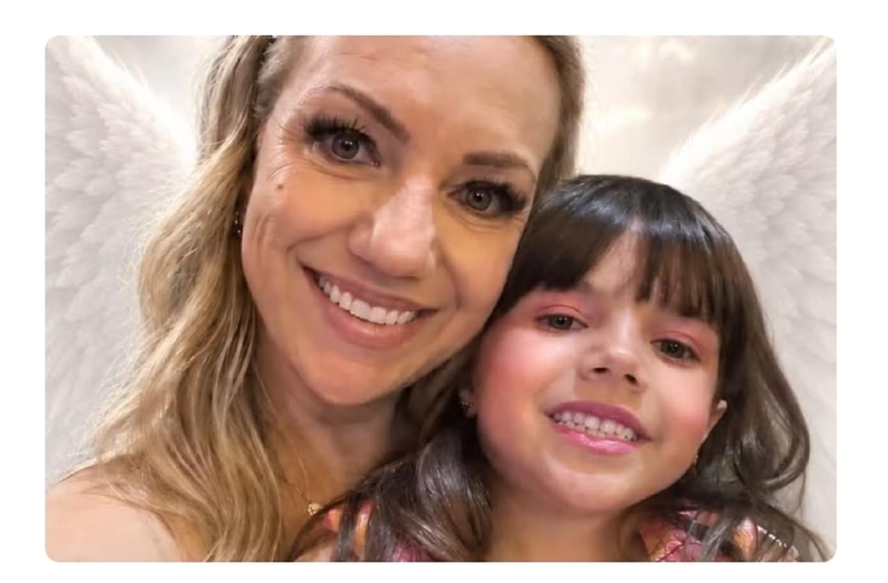 Mãe morre após quase 5 meses internada desde acidente que matou filha Fabiane Grando Brotto e a filha Bianca Grando Brotto — Foto: Redes sociais da família