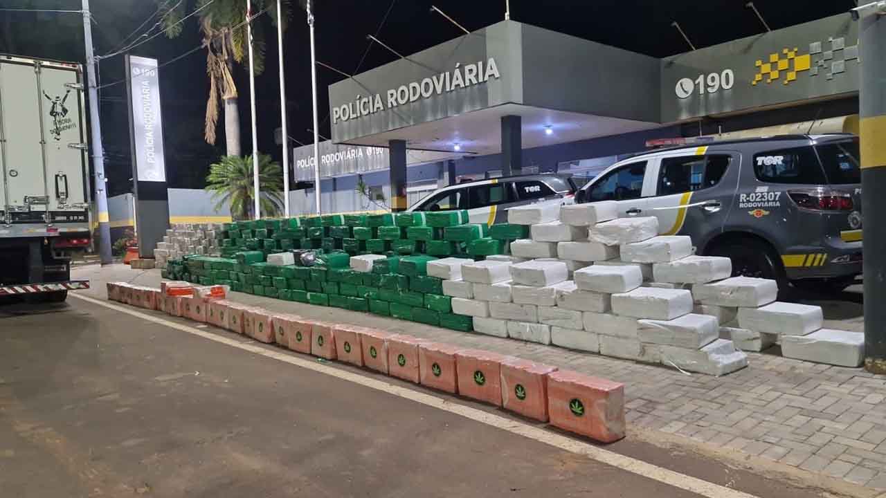 Pesagem confirma 7,2 toneladas de maconha apreendidas pelo TOR em Santópolis apreensao de maconha