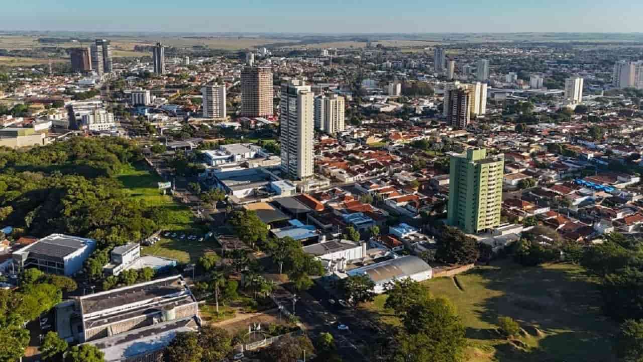 9 em cada 10 empresas de Araçatuba são pequenos negócios; setor reúne 57% dos empregos privados aracatuba vista aerea 1