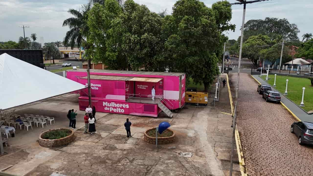 Carreta da Mamografia já atende mulheres gratuitamente em Araçatuba carreta mamog ata