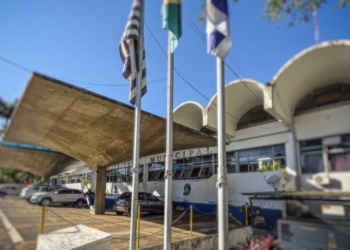 fachada da prefeitura de Aracatuba