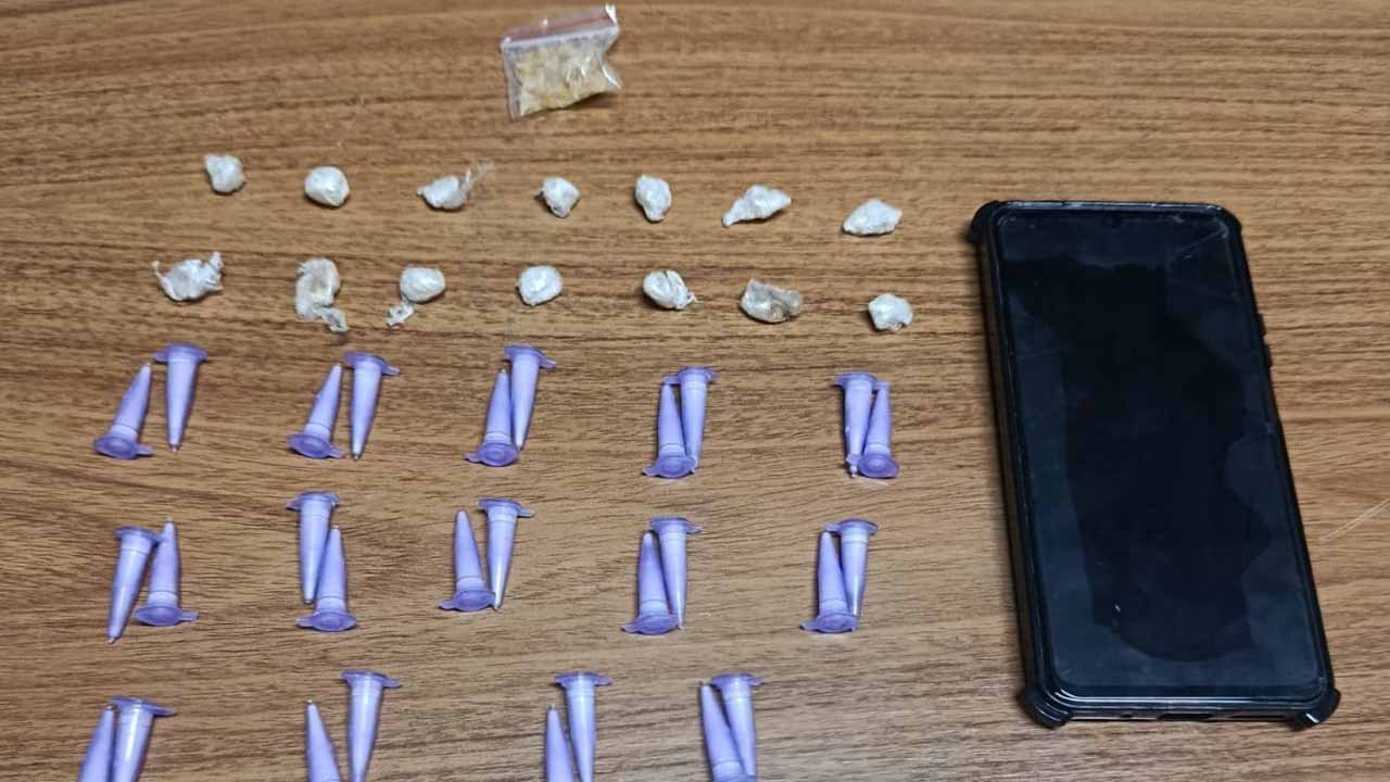 PM apreende adolescente por tráfico de drogas no bairro são josé em araçatuba trafico 11