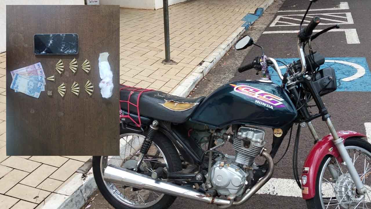 Passageiro é preso com cocaína e maconha após fuga de moto em Birigui trafico birigui