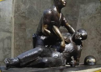 PM finados mausoleu