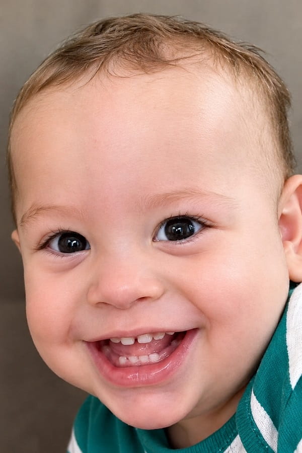 Menino de 2 anos tem morte encefálica; mãe e padrasto foram presos em Araçatuba Reprodução
