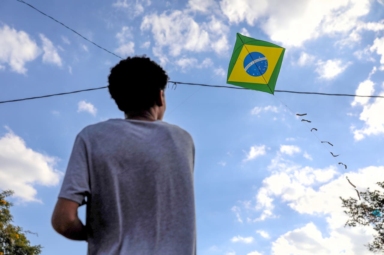 Pipas provocam média de 12 interrupções de energia por mês em Araçatuba Foto: Paulo H. Carvalho/Agência Brasília