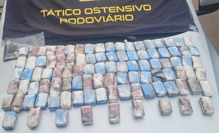 TOR encontra 11 kg de droga escondidos em fundos falsos de carro na região droga brauna