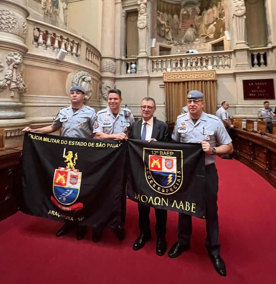 Oficiais da PM de Araçatuba fazem estudos acadêmicos em Roma, na Itália oficiais ata