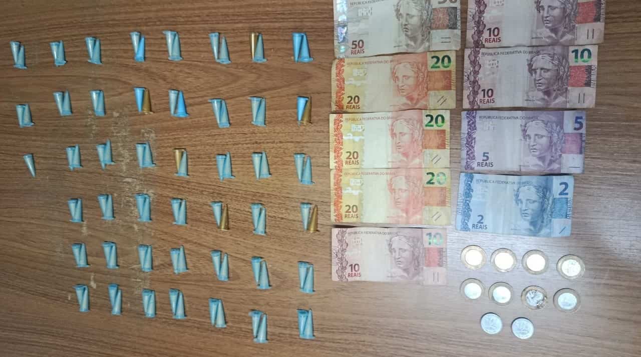 PM prende homem com 89 pinos de cocaína no bairro Águas Claras, em Araçatuba pinos ata 1