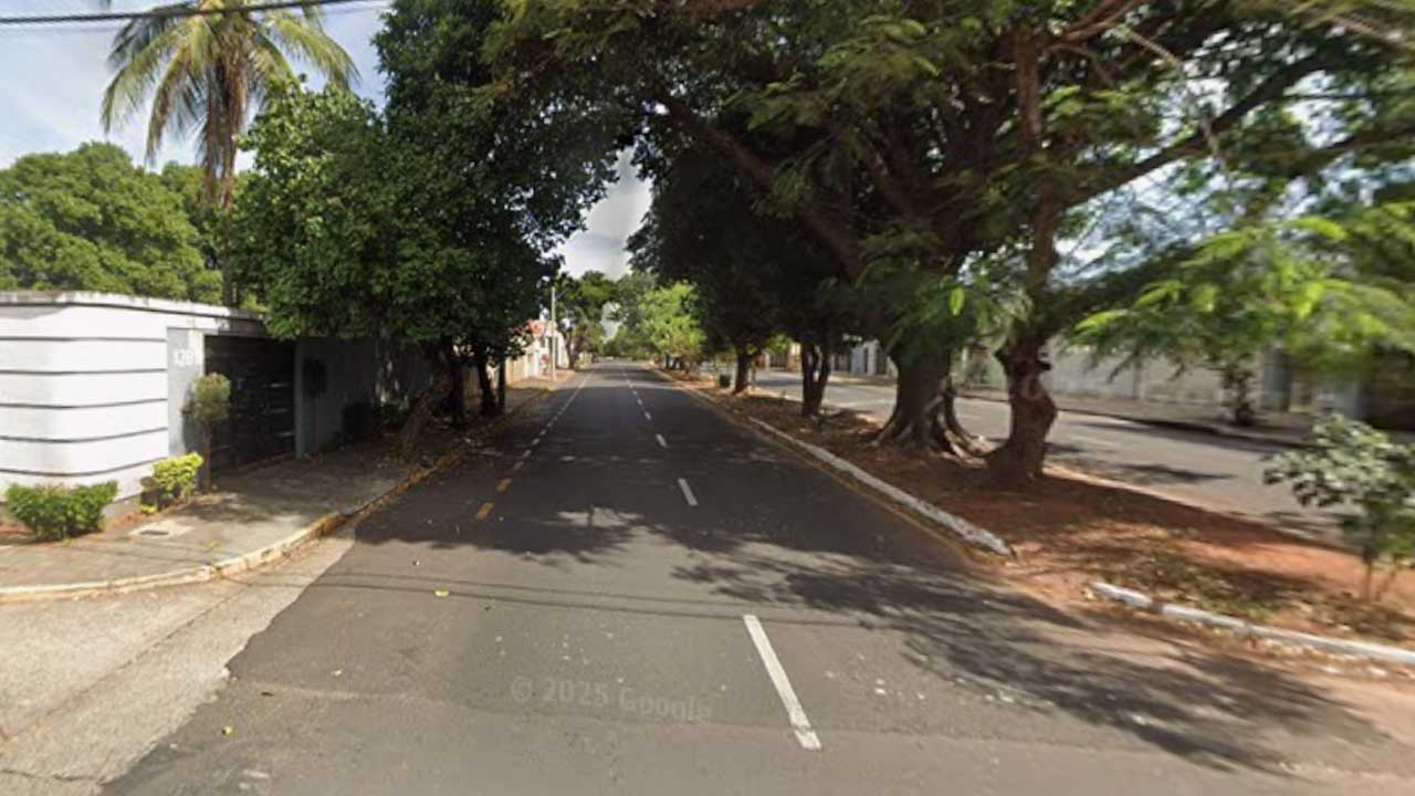Homem comete ato obsceno em frente a área de lazer em Araçatuba rua pedro janser